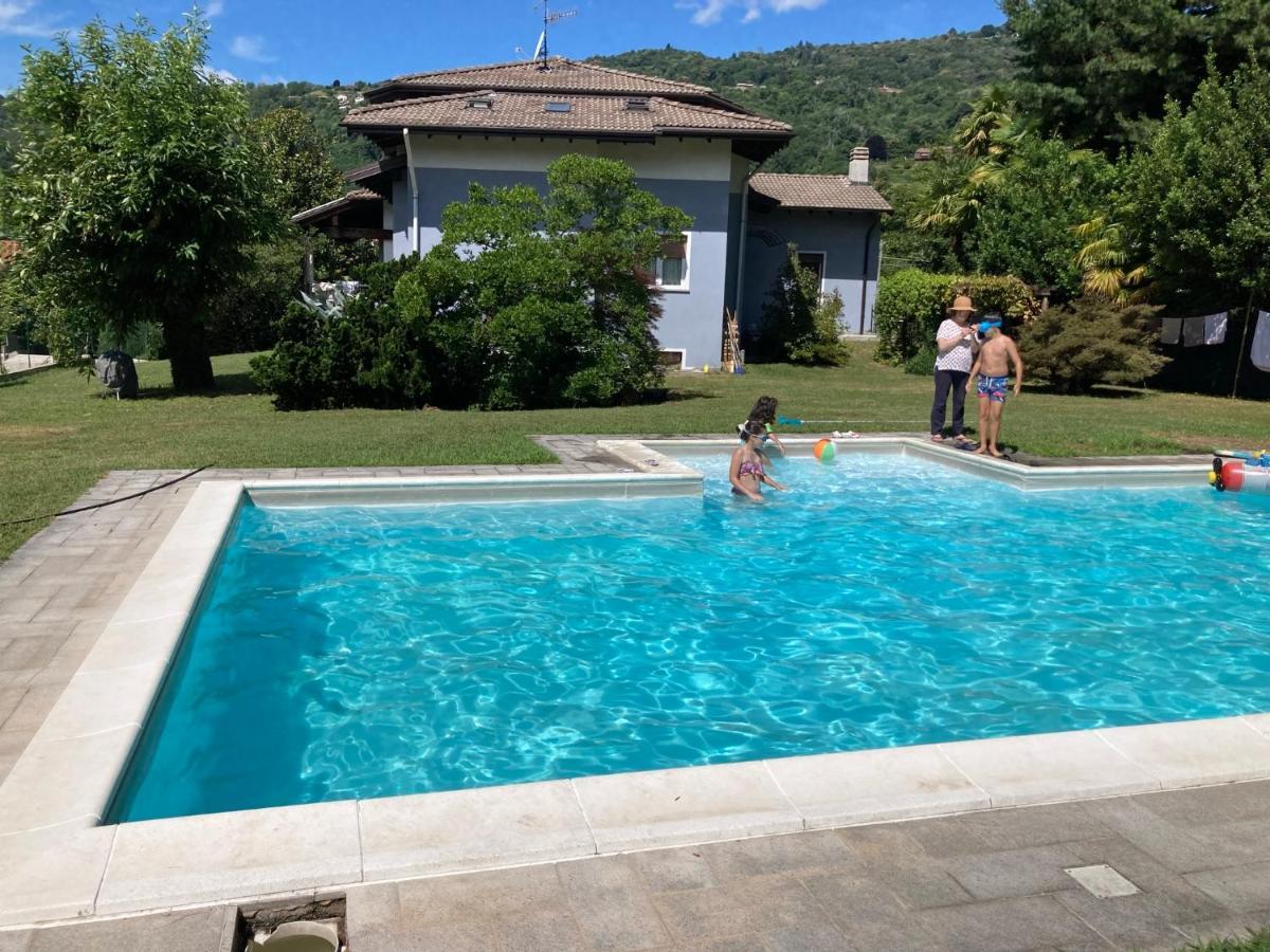 Appartamento Al Lago Lesa Exterior photo